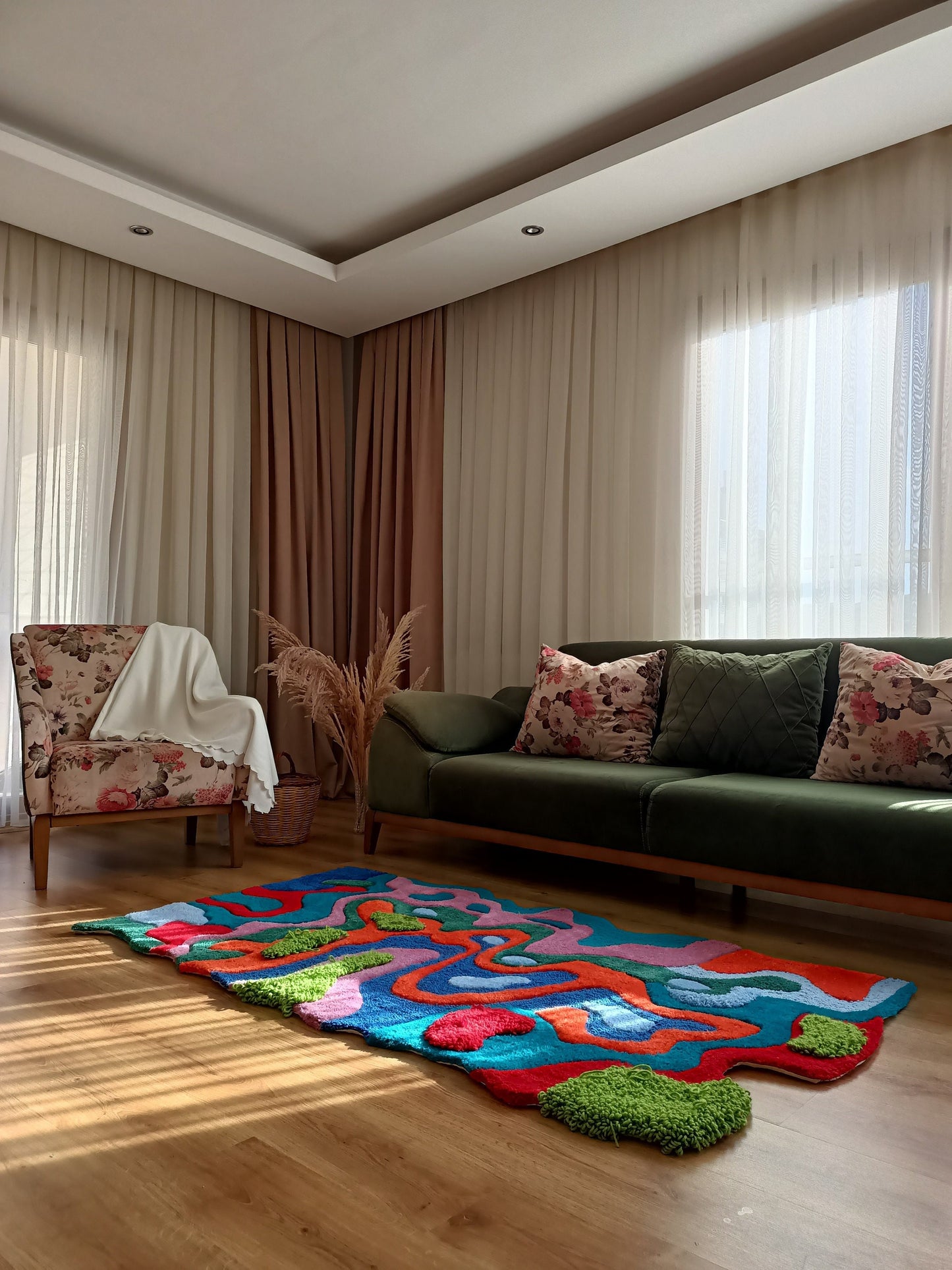 Irregular Multicolor Abstract 100% Hand Tufted Rug