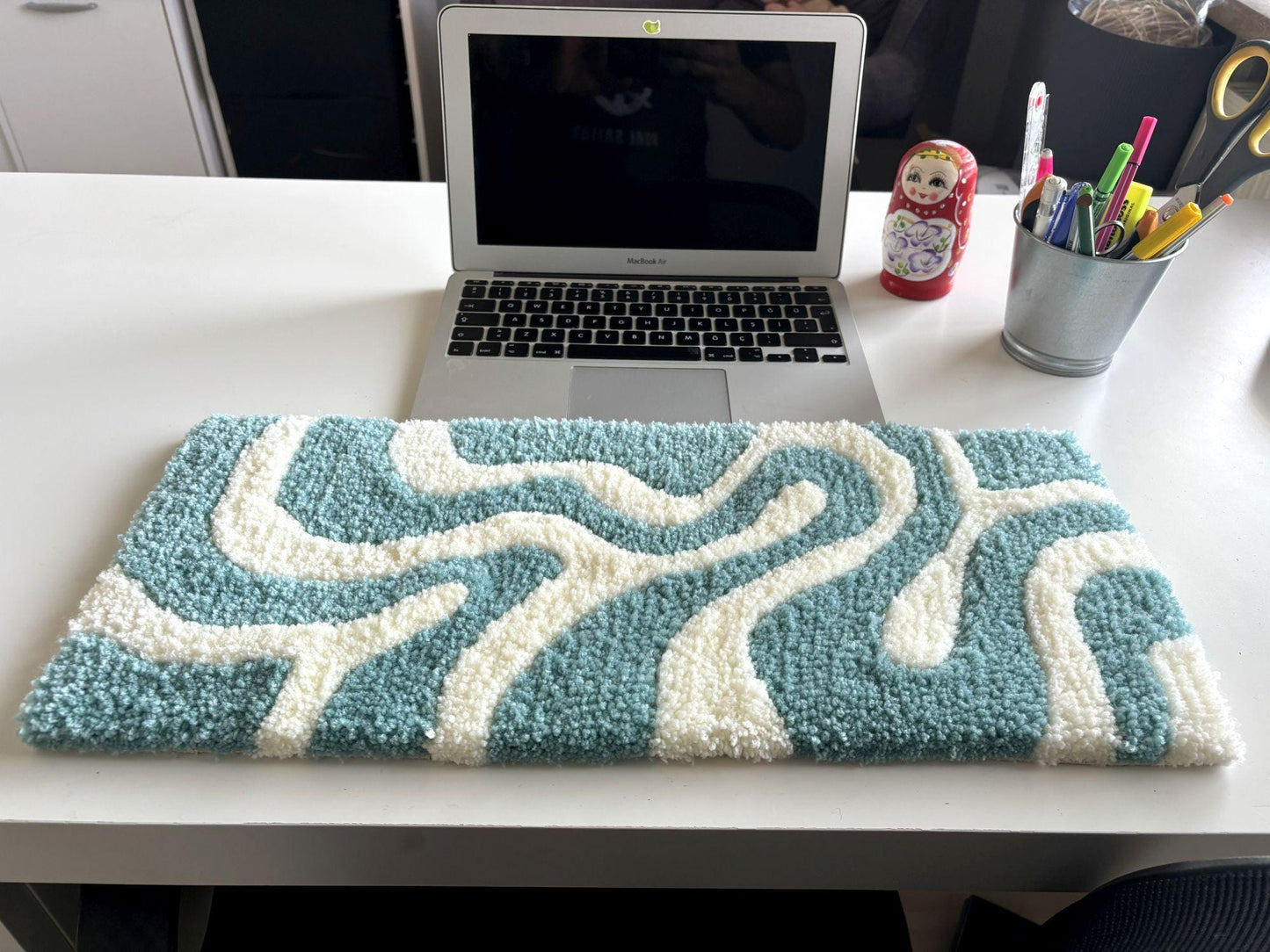 Wavy Blue White Keyboard Rug