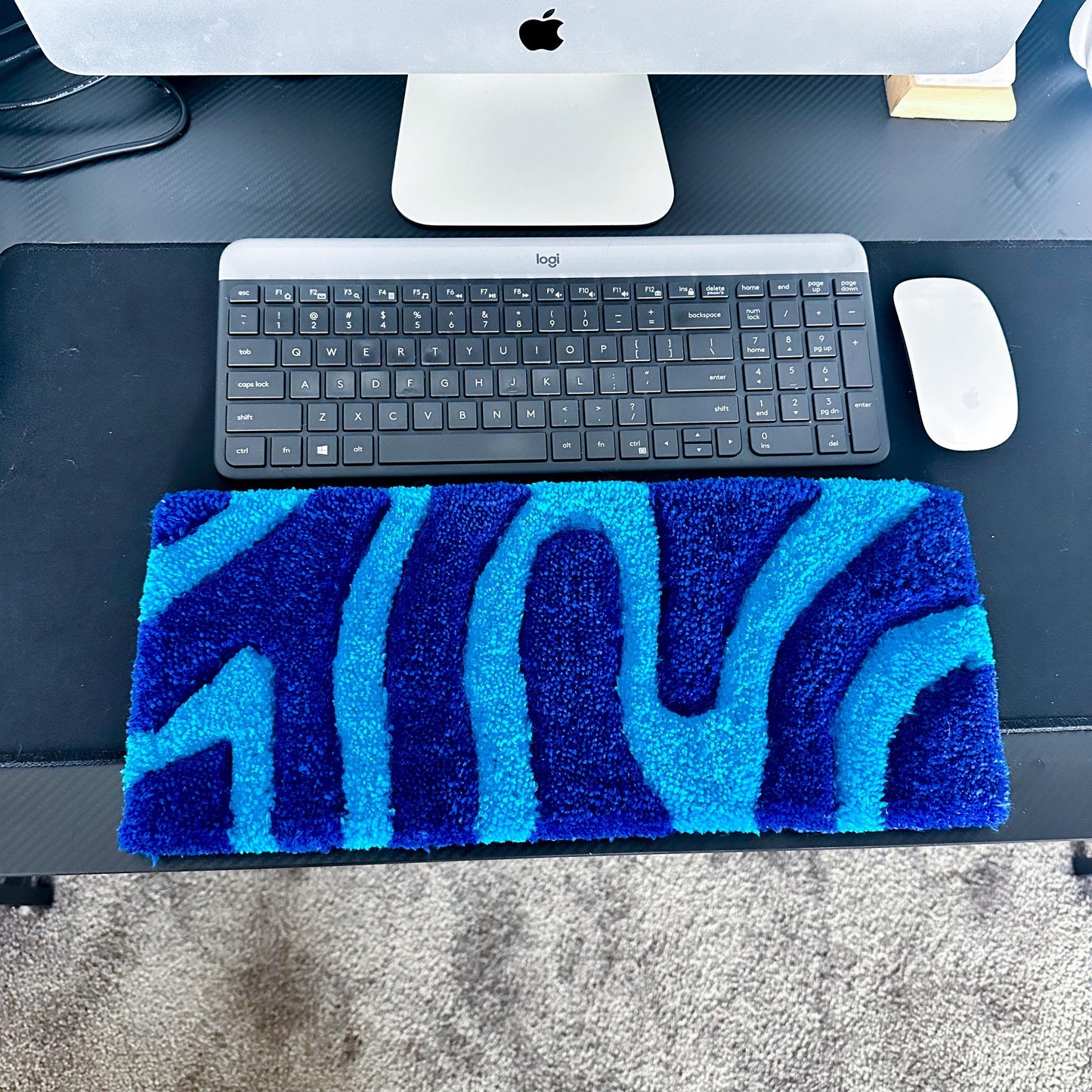 Wavy Blue Keyboard Tufted Rug
