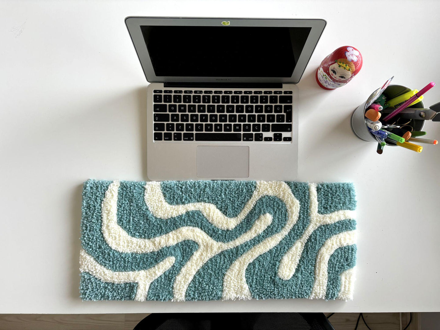 Wavy Blue White Keyboard Rug