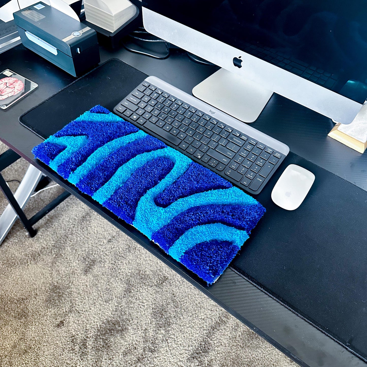 Wavy Blue Keyboard Tufted Rug