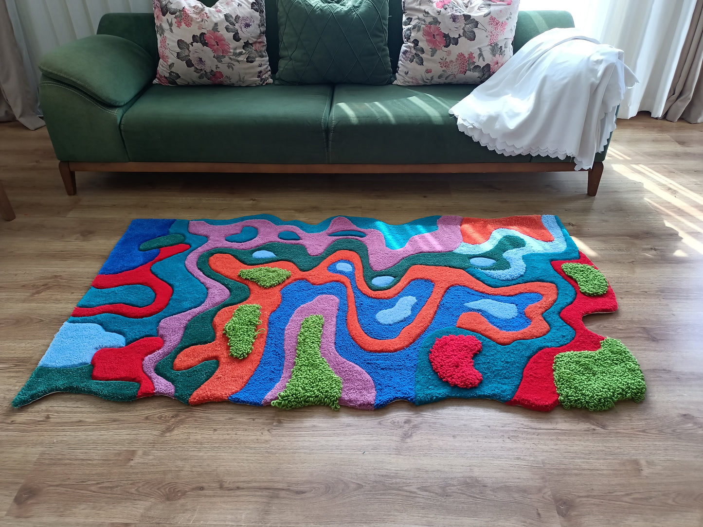 Irregular Multicolor Abstract 100% Hand Tufted Rug