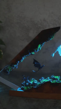Too.thl.ess Dragon resin lamp